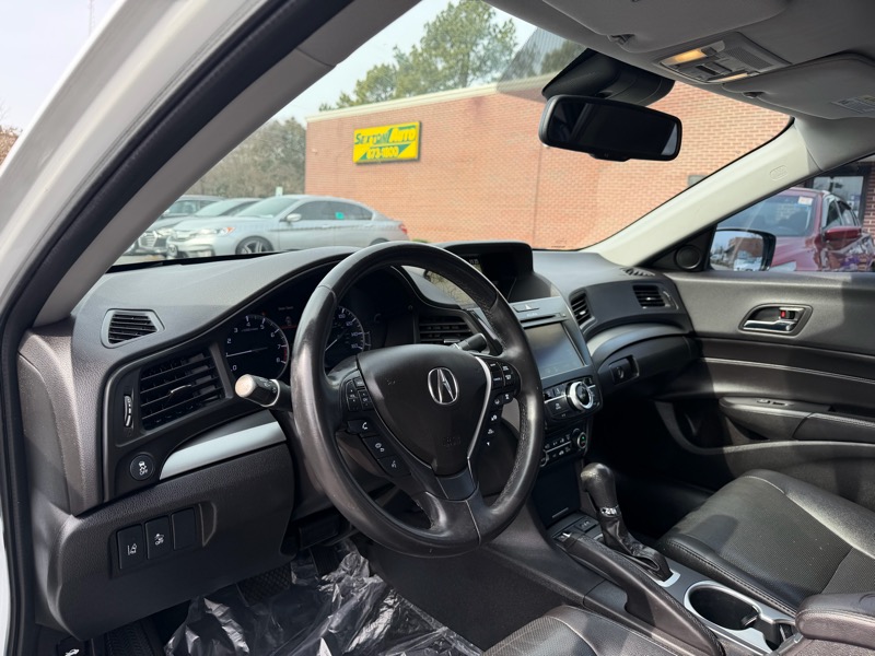 Acura ILX 8-Spd AT w/ Premium Package 2016