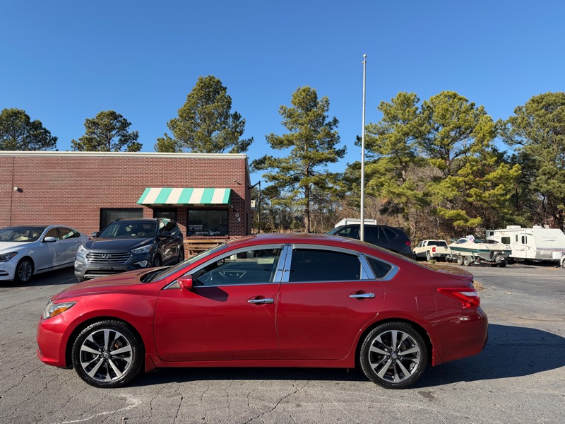 Nissan Altima 2.5 SR 2016