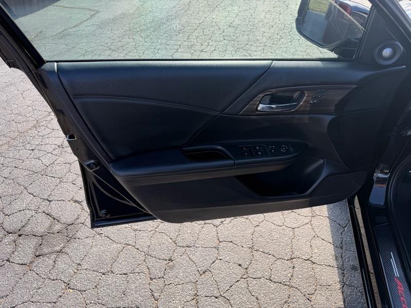 Honda Accord EX-L Sedan CVT 2016