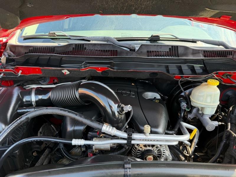 RAM 1500 Big Horn Crew Cab 4WD 2016