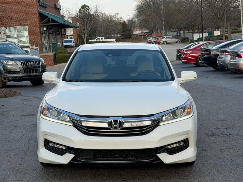 Honda Accord Hybrid Base 2017