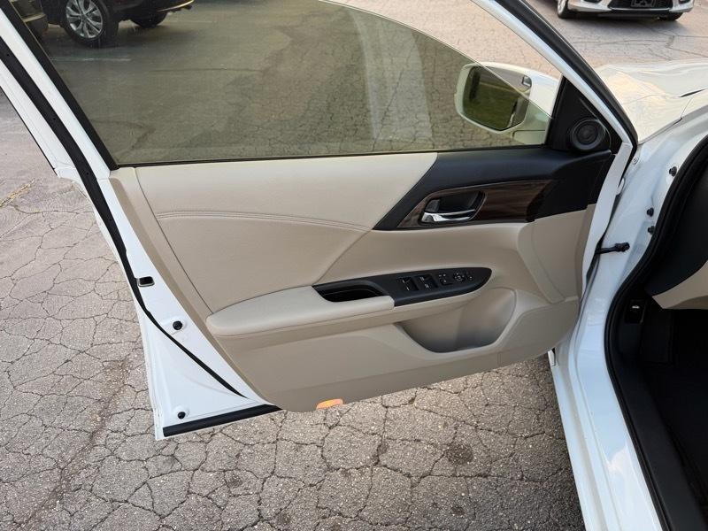 Honda Accord Hybrid Base 2017