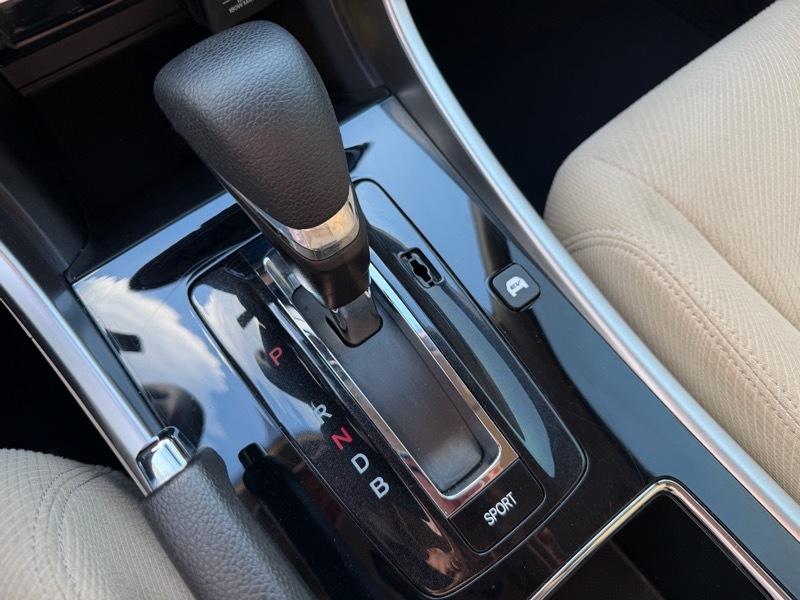 Honda Accord Hybrid Base 2017