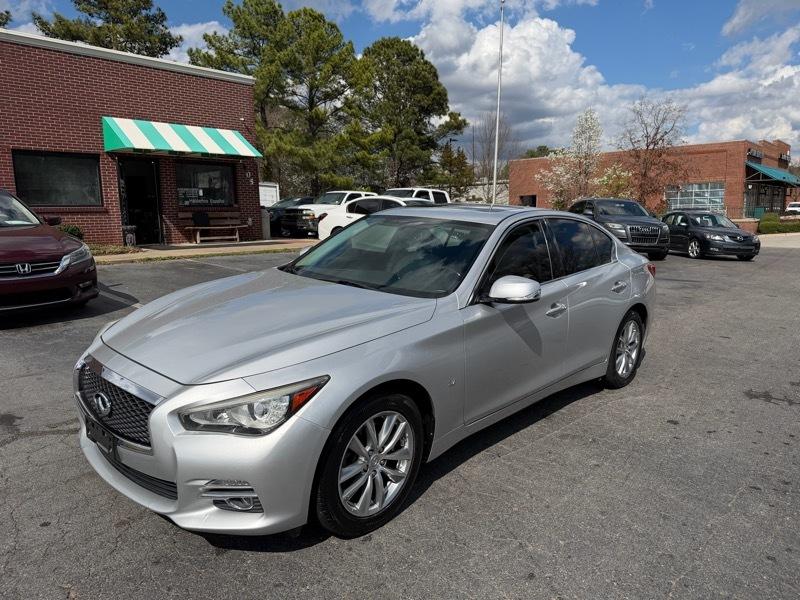 Infiniti Q50 Premium AWD 2015