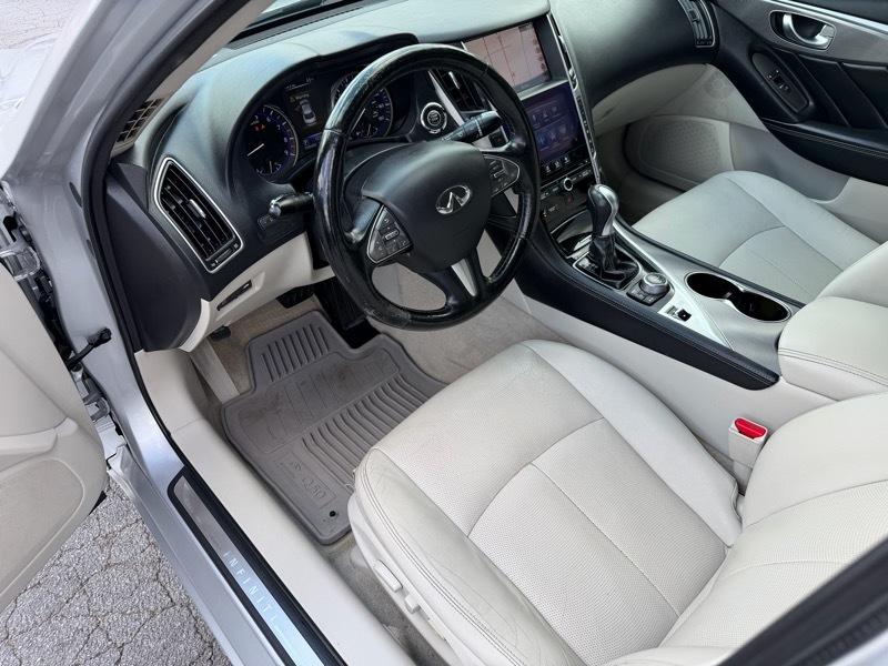 Infiniti Q50 Premium AWD 2015