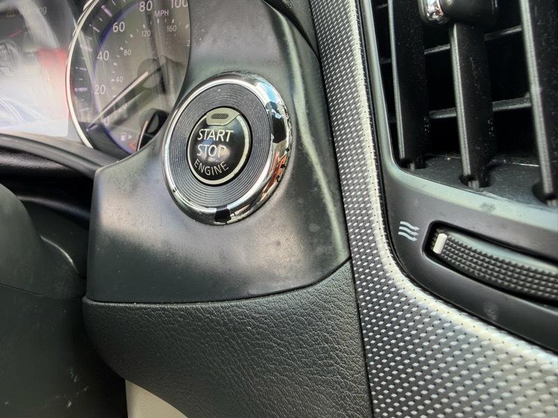 Infiniti Q50 Premium AWD 2015