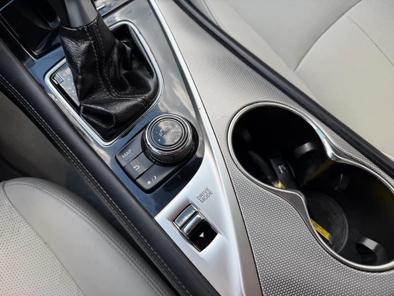 Infiniti Q50 Premium AWD 2015