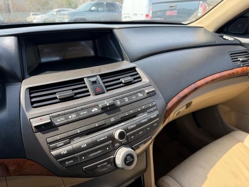 Honda Accord EX-L V6 Sedan AT 2012