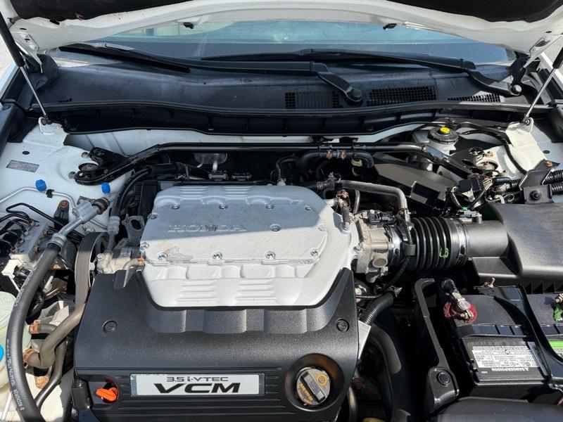 Honda Accord EX-L V6 Sedan AT 2012