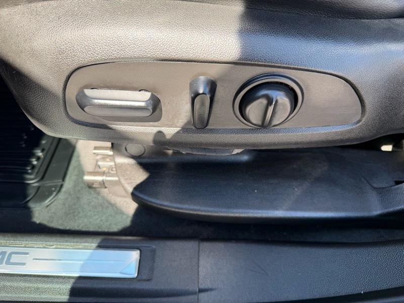 GMC Acadia SLT-1 FWD 2018