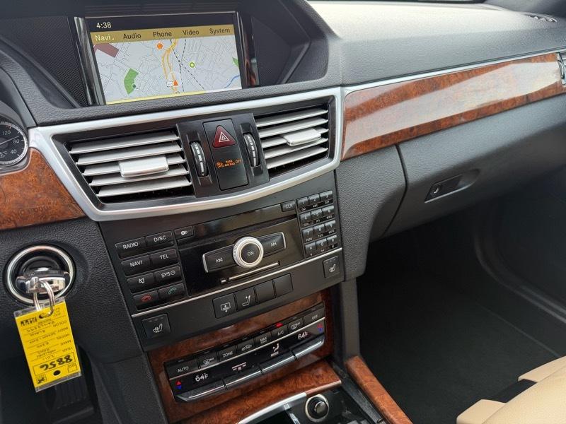 Mercedes-Benz E-Class E350 Sedan 2011