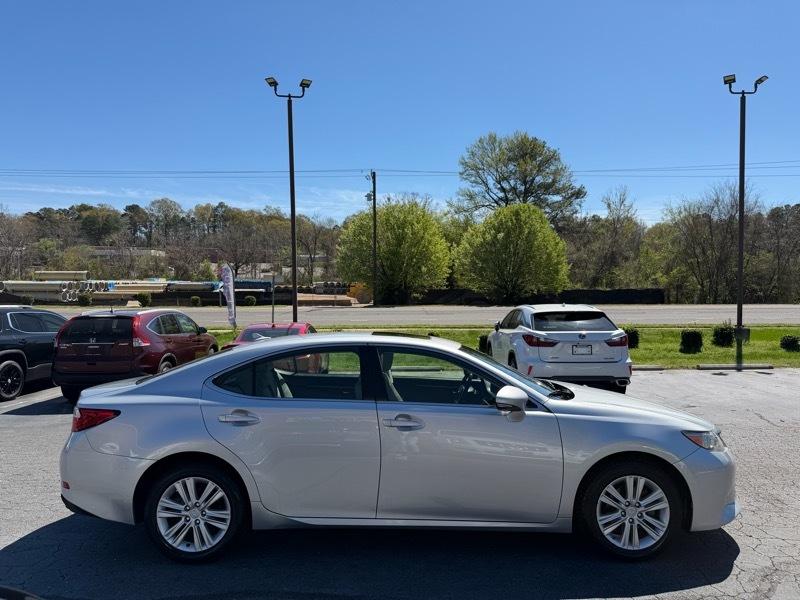 Lexus ES 350 Sedan 2013