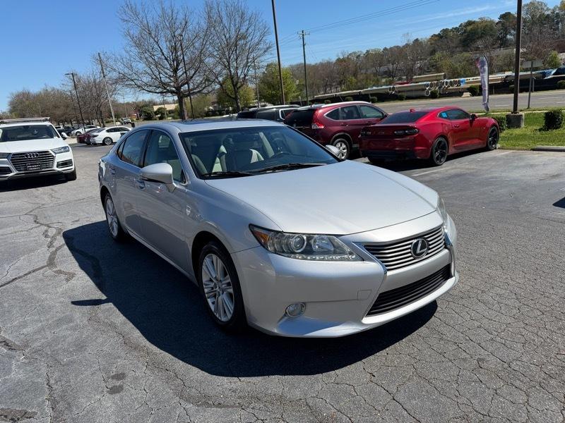 Lexus ES 350 Sedan 2013