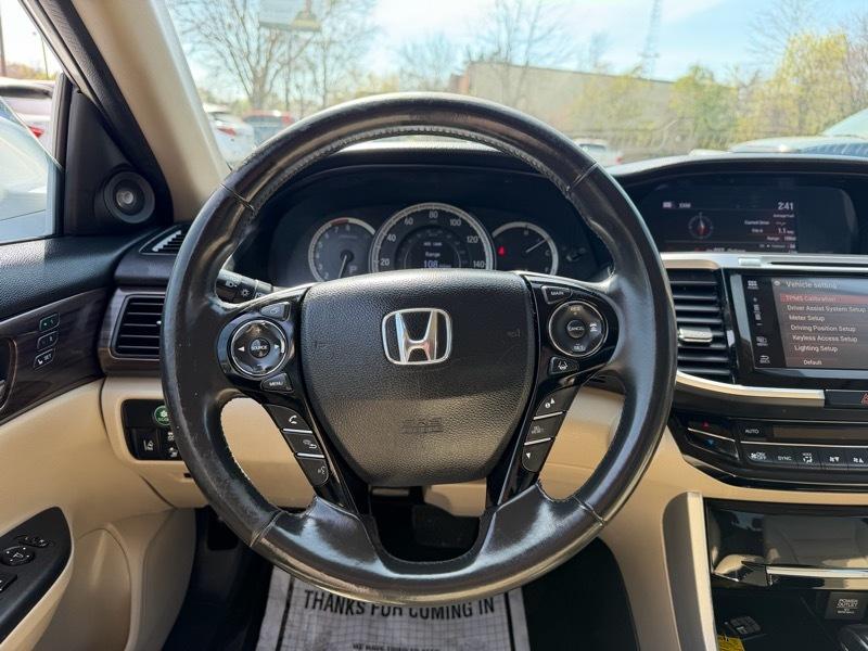 Honda Accord EX-L Sedan CVT w/ Honda Sensing 2017