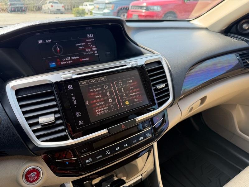 Honda Accord EX-L Sedan CVT w/ Honda Sensing 2017