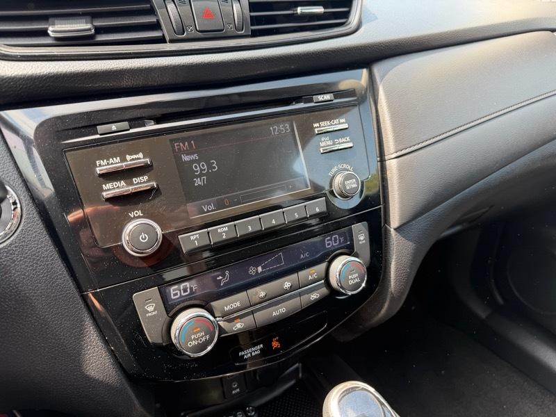 Nissan Rogue SV AWD 2017