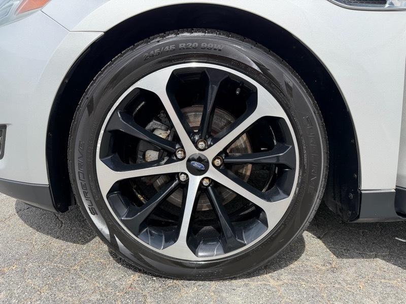 Ford Taurus SEL AWD 2014