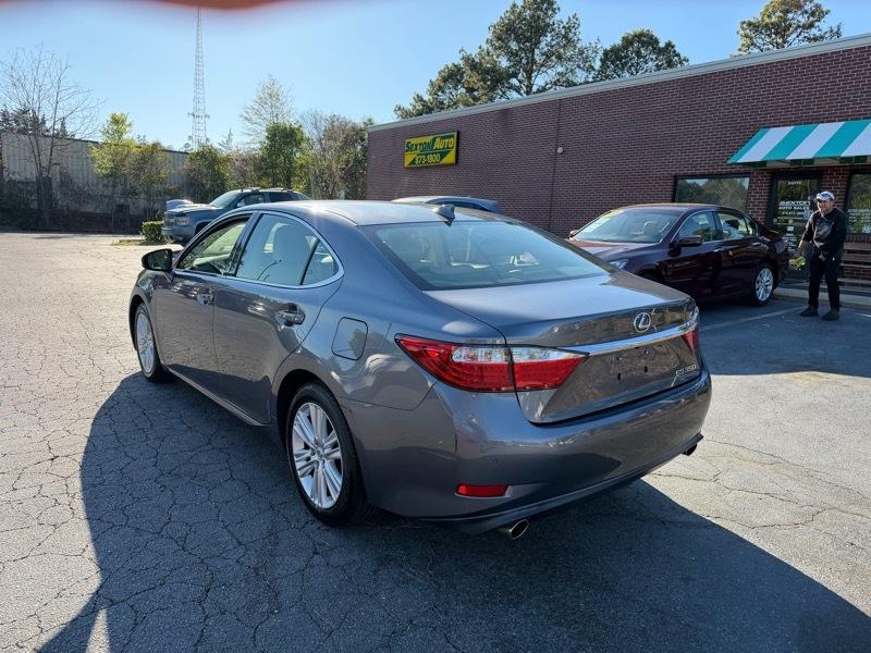 Lexus ES 350 Sedan 2015