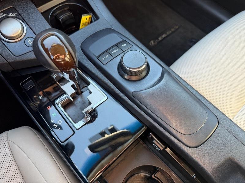 Lexus ES 350 Sedan 2015