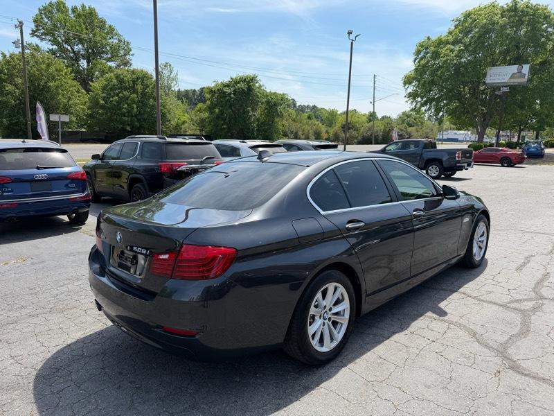 BMW 5-Series 528i xDrive 2016