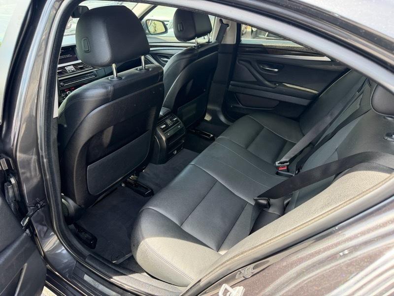 BMW 5-Series 528i xDrive 2016