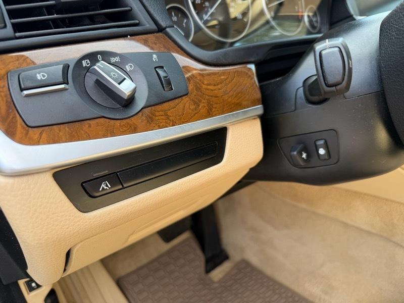 BMW 5-Series 535i xDrive 2013