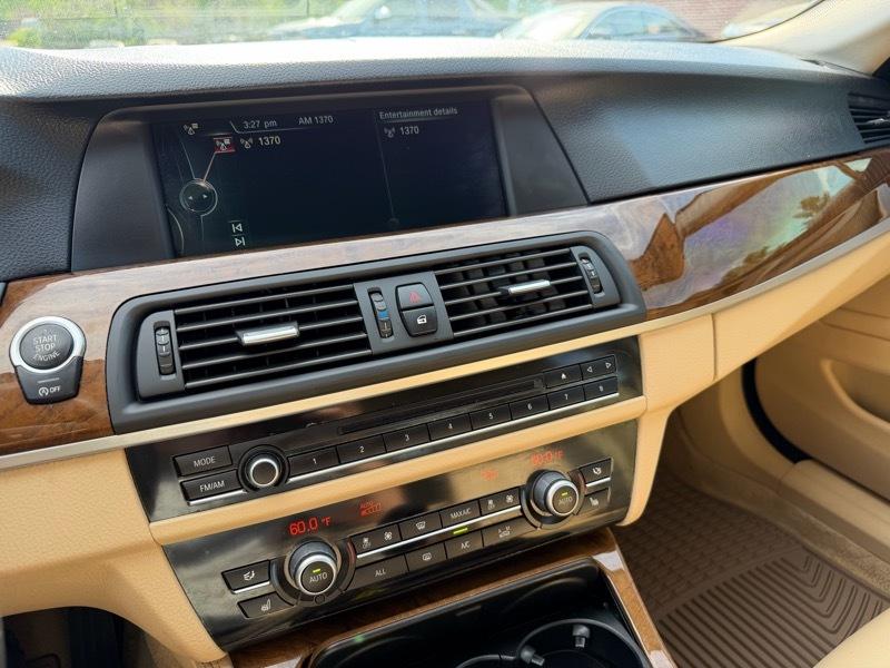 BMW 5-Series 535i xDrive 2013