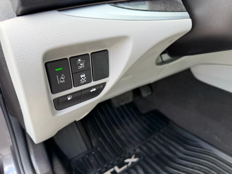 Acura TLX Base 2.4L 2020