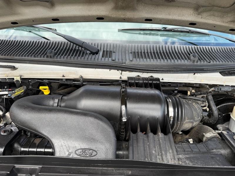 Ford Econoline E-250 2013