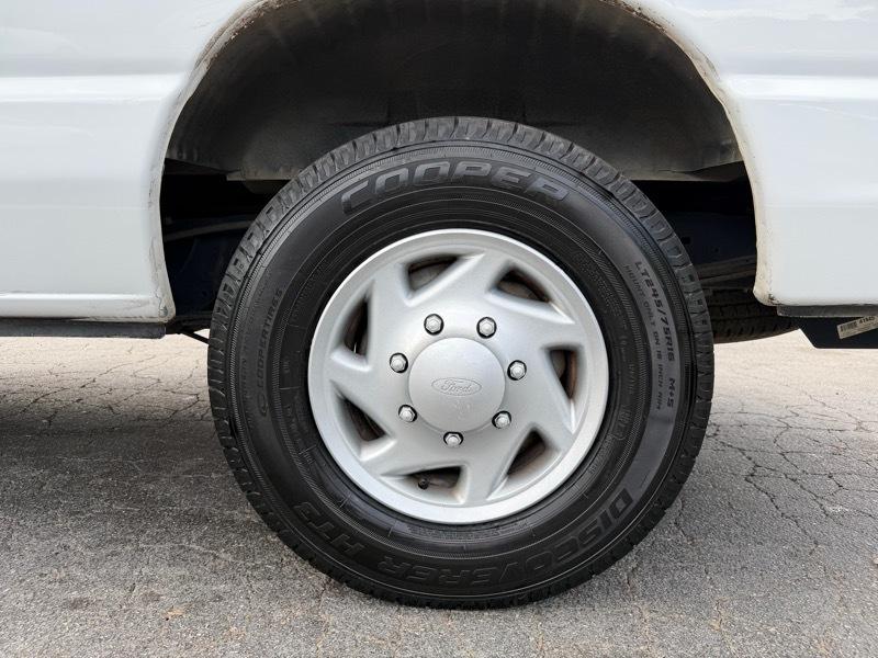 Ford Econoline E-250 2013