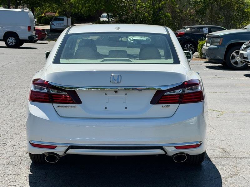 Honda Accord EX-L Sedan V6 6-Spd AT 2017