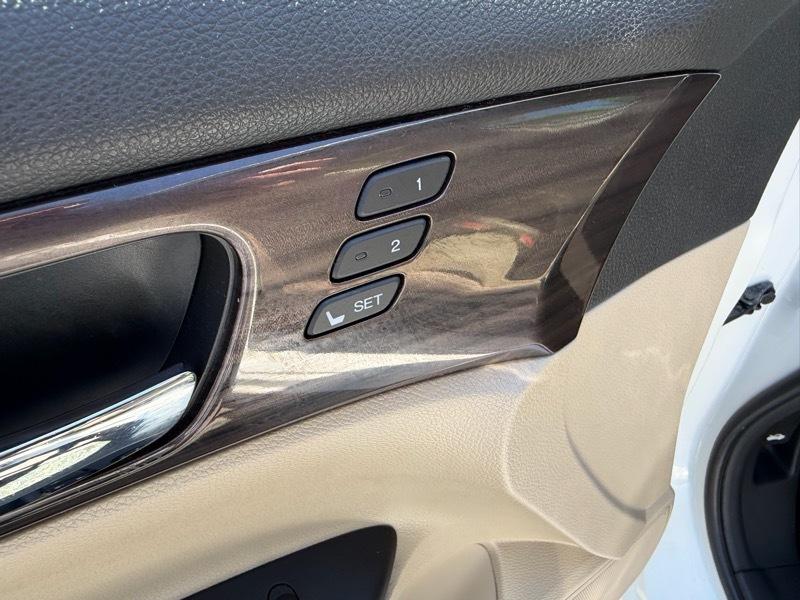 Honda Accord EX-L Sedan V6 6-Spd AT 2017