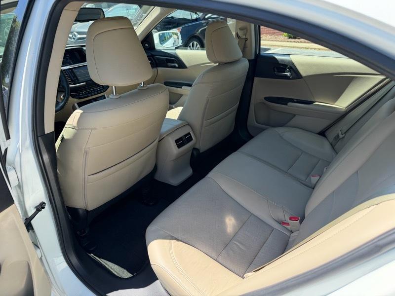 Honda Accord EX-L Sedan V6 6-Spd AT 2017