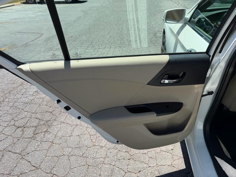 Honda Accord EX-L Sedan V6 6-Spd AT 2017