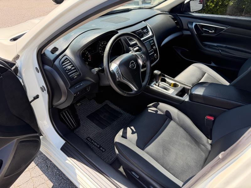 Nissan Altima 2.5 SR 2016