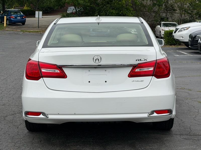 Acura RLX 6-Spd AT w/Technology Package 2016