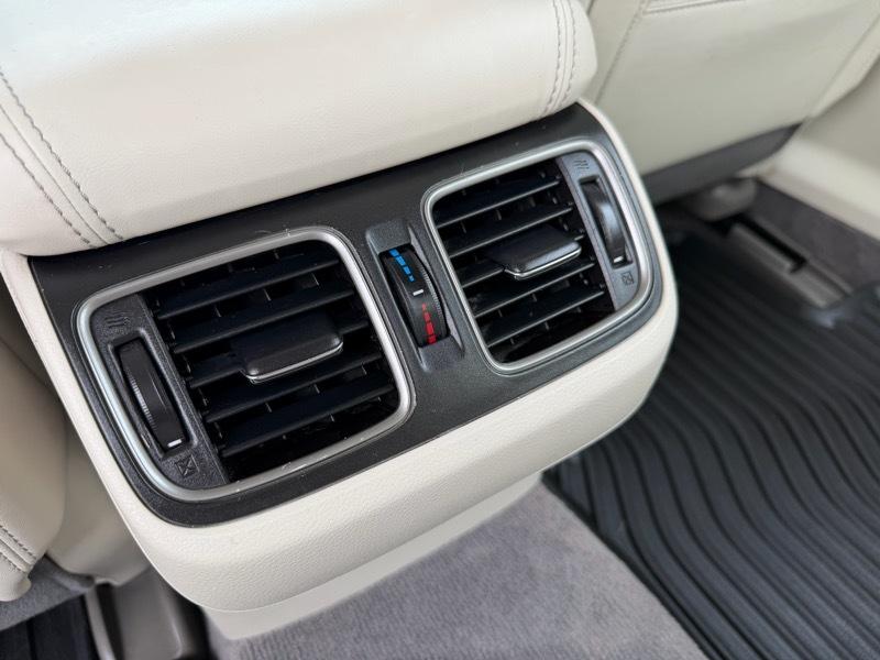 Acura RLX 6-Spd AT w/Technology Package 2016