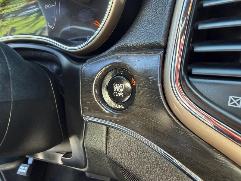 Jeep Grand Cherokee Limited 4WD 2015