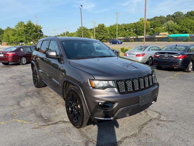 Jeep Grand Cherokee Altitude 4x2 2018