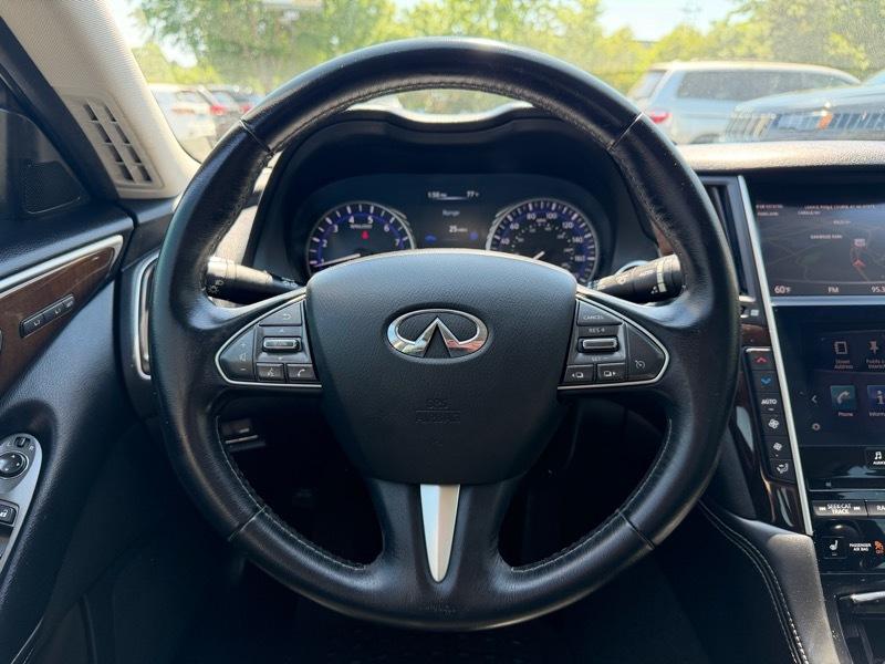 Infiniti Q50 Premium 2015