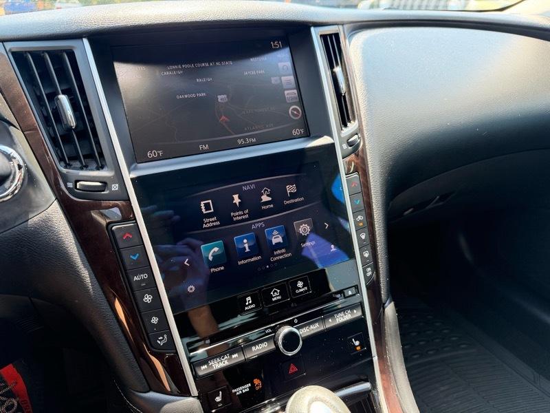 Infiniti Q50 Premium 2015