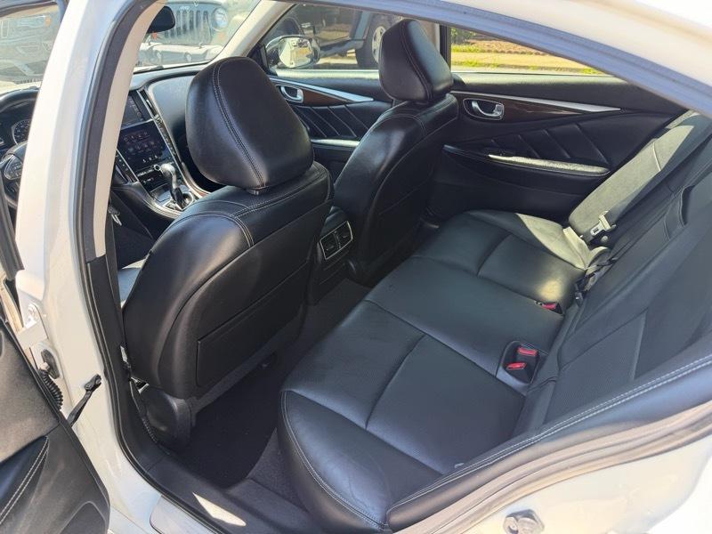Infiniti Q50 Premium 2015