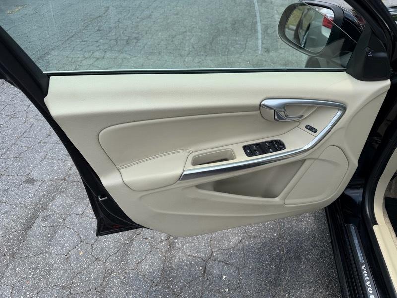 Volvo S60 T5 Drive-E Premier FWD 2015