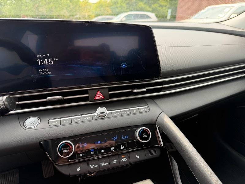 Hyundai Elantra SEL 2023
