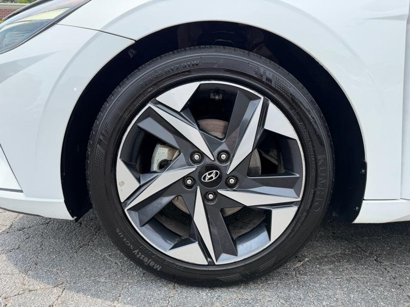 Hyundai Elantra SEL 2023