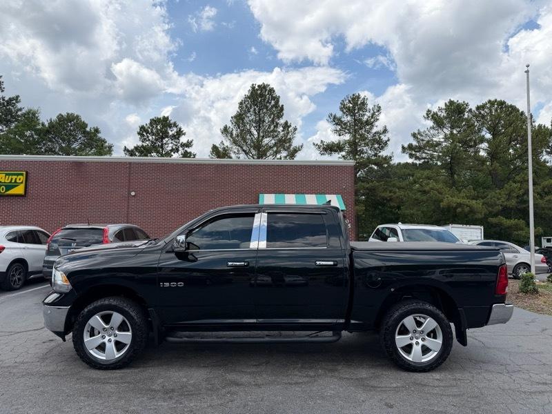 RAM 1500 Big Horn Crew Cab 4WD 2016