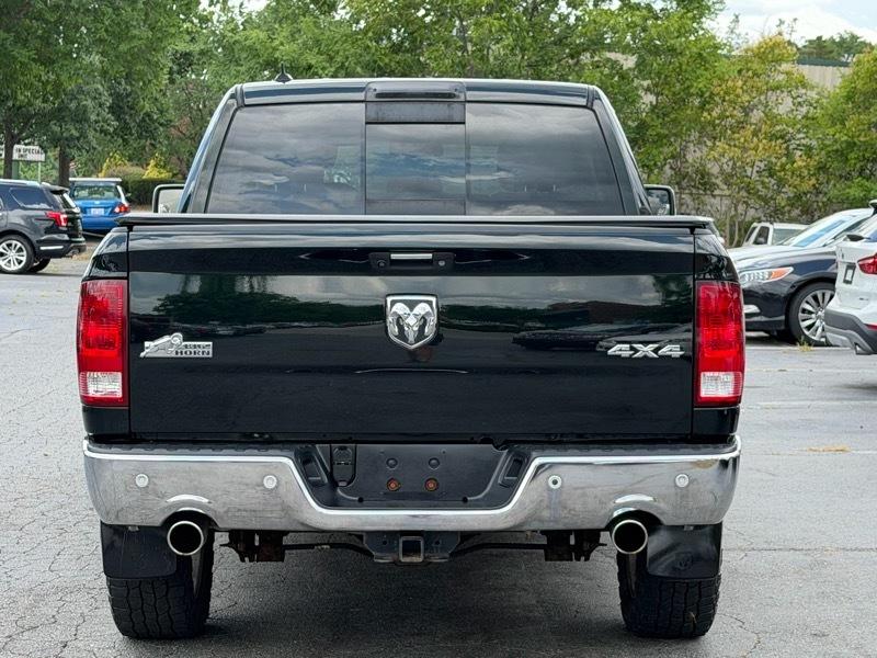 RAM 1500 Big Horn Crew Cab 4WD 2016
