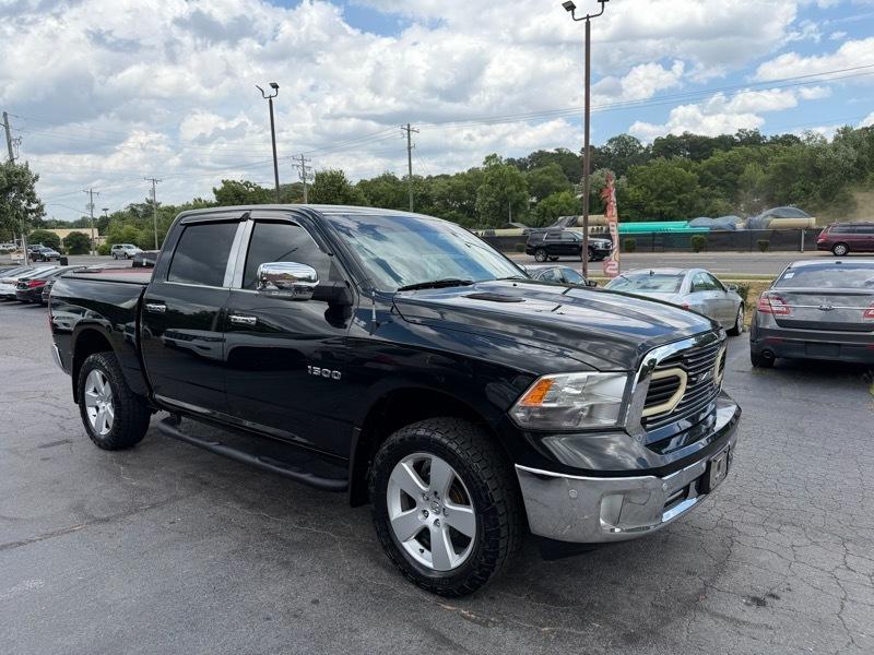RAM 1500 Big Horn Crew Cab 4WD 2016