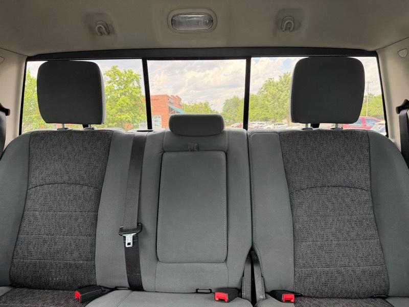 RAM 1500 Big Horn Crew Cab 4WD 2016