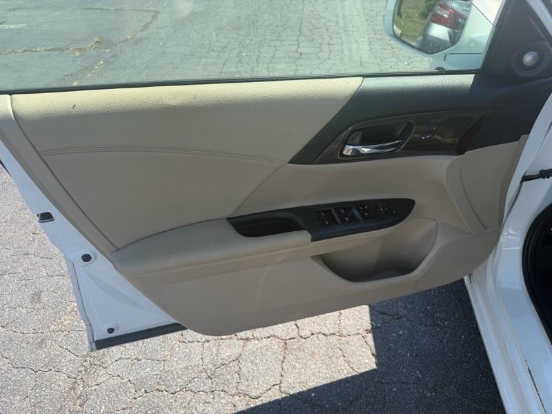 Honda Accord EX-L Sedan CVT 2016